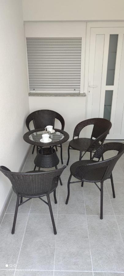 Apartments Alen Vir Kültér fotó